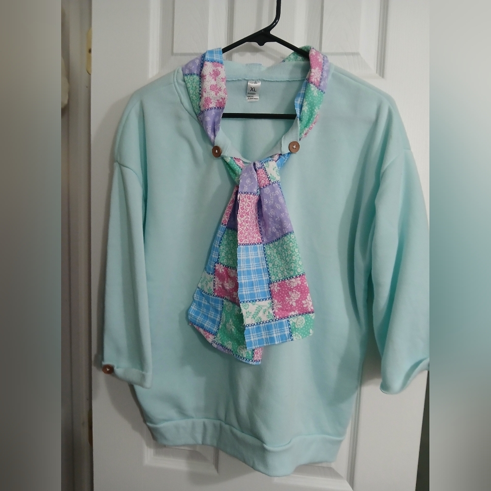 1X Just Be Mint Sweatshirt with Patchwork Scarf